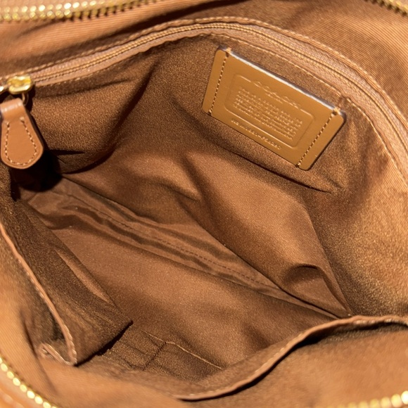 Coach Bag Signature Monogram Crossbody - Picture 12 of 17